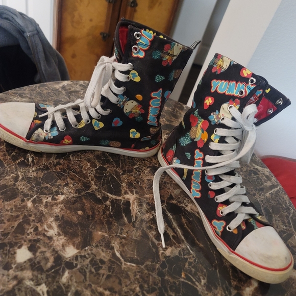 Harajuku Lovers YUMMY Hightop sneakers 👟 - Picture 2 of 10